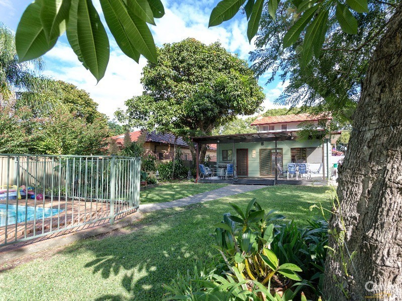 7 Thorn Road, Hamilton North NSW 2292