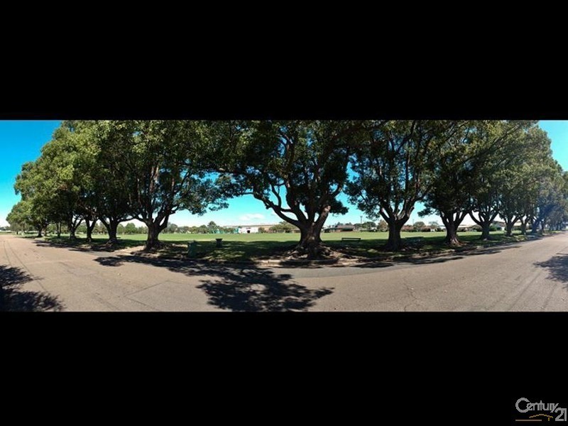 7 Thorn Road, Hamilton North NSW 2292