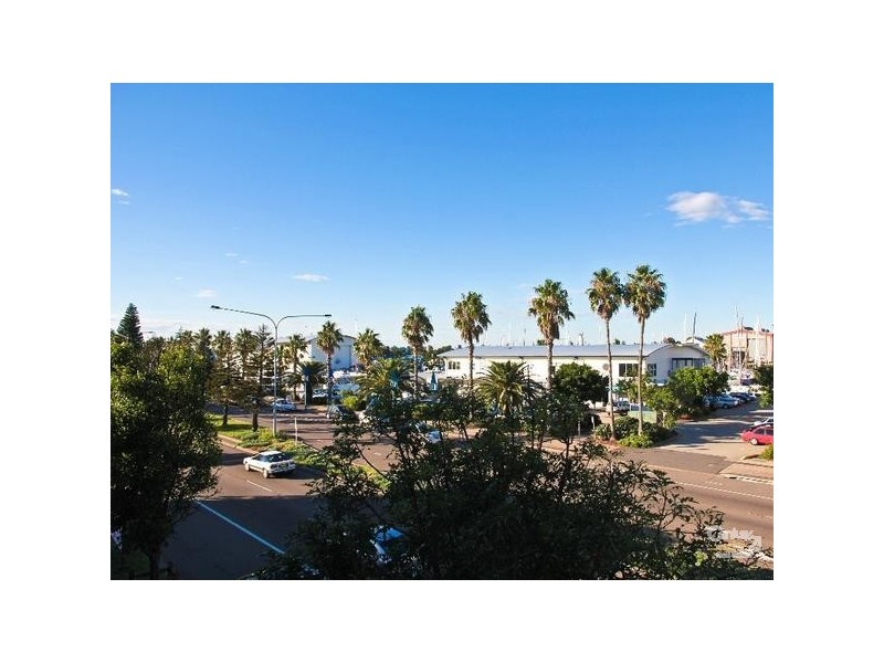 4/74 Hannell Street, Wickham NSW 2293