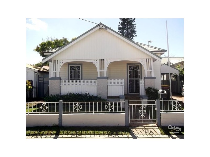 24 Cram Street, Merewether NSW 2291