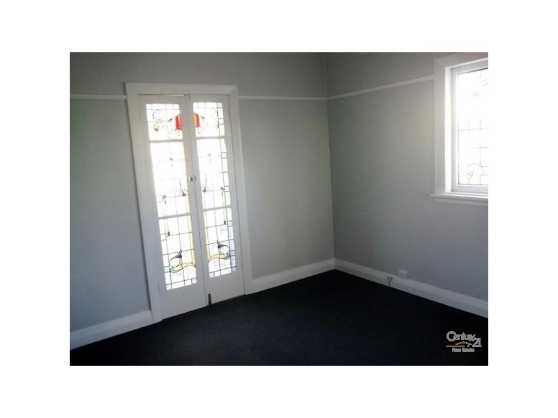 24 Cram Street, Merewether NSW 2291