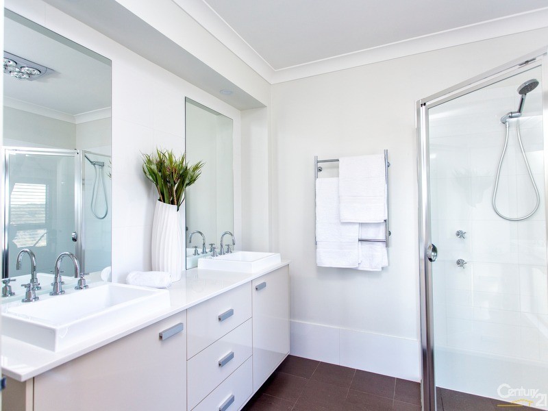 5 Knoll Avenue, Dudley NSW 2290