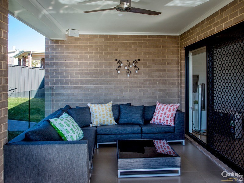 5 Knoll Avenue, Dudley NSW 2290