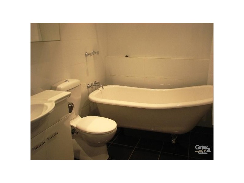 20 Council Street, Cooks Hill NSW 2300