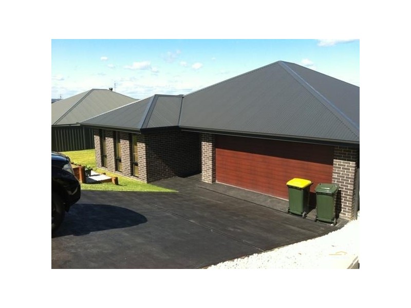 5 Woodbridge Drive, Cameron Park NSW 2285