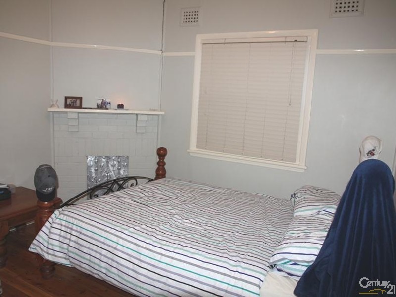 9 Phillips Street, Hamilton North NSW 2292