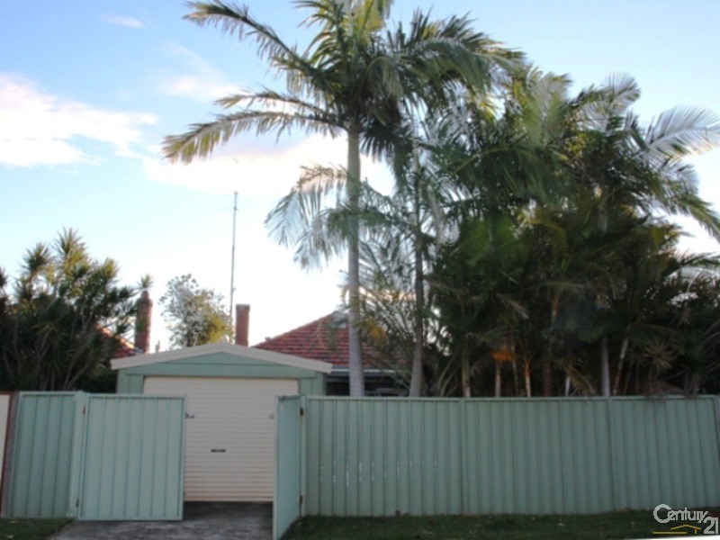 9 Phillips Street, Hamilton North NSW 2292