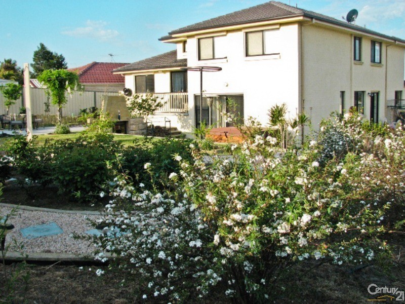 8 Jasmine Way, Thornton NSW 2322