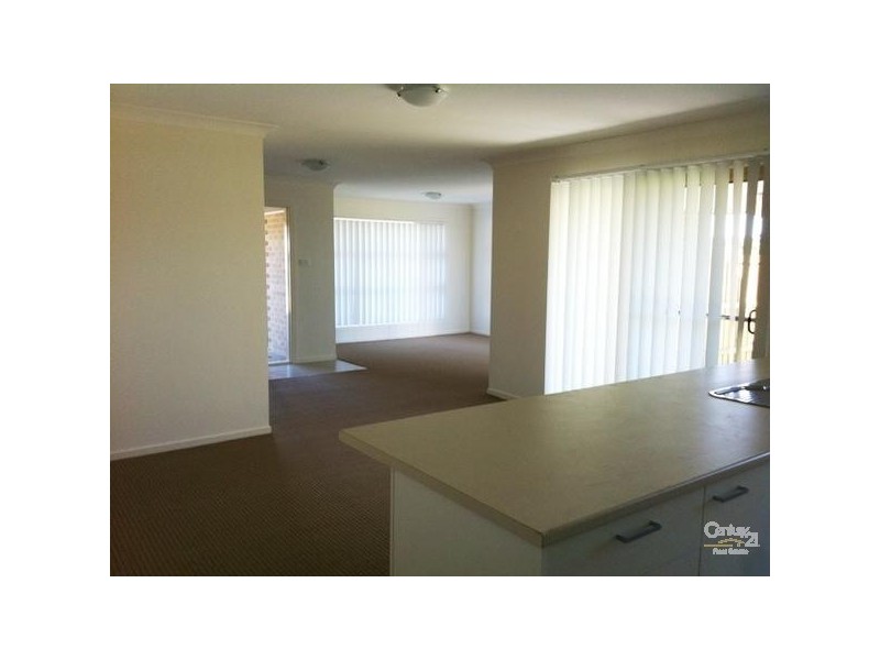 8 Mitti Street, Fletcher NSW 2287