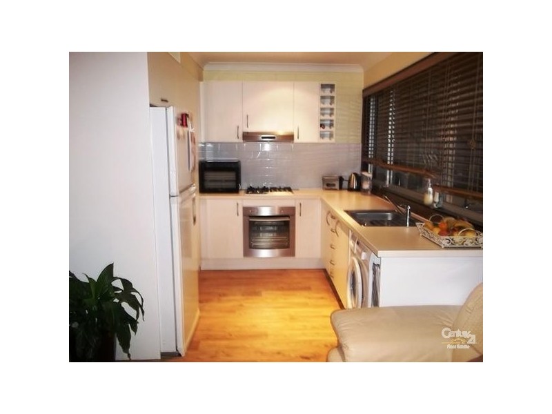 13/90-100 Tyrrell Street, The Hill NSW 2300