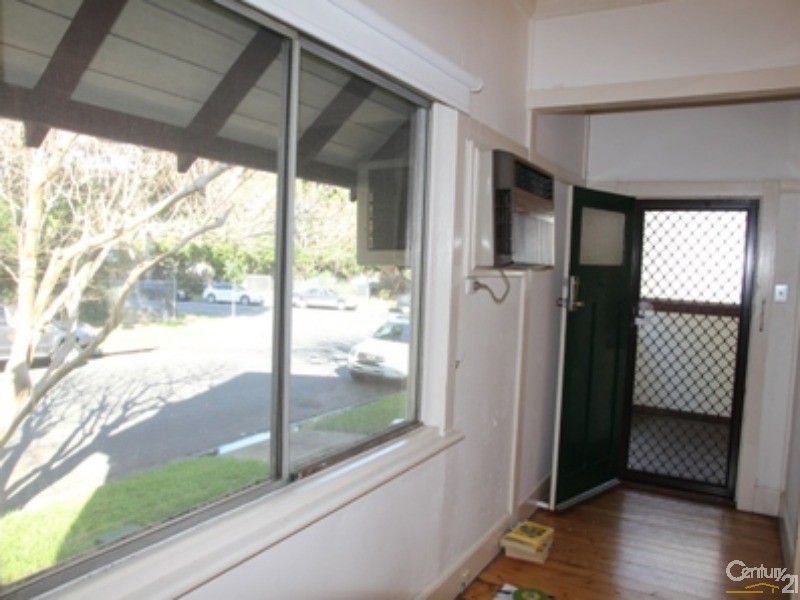 3 Kings Road, Tighes Hill NSW 2297