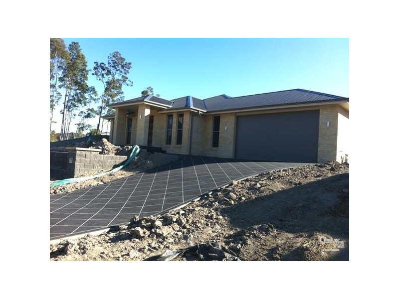 17 Hinchinbrook Close, Ashtonfield NSW 2323