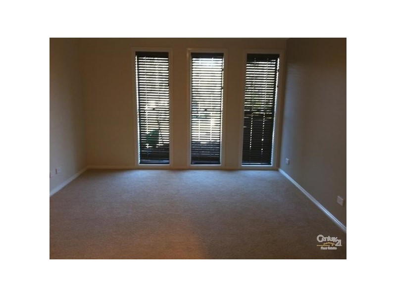 17 Hinchinbrook Close, Ashtonfield NSW 2323