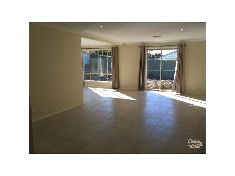 17 Hinchinbrook Close, Ashtonfield NSW 2323
