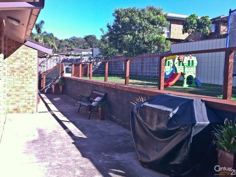 8 Craven Close, Maryland NSW 2287