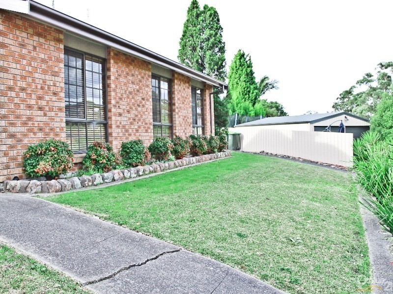 8 Craven Close, Maryland NSW 2287