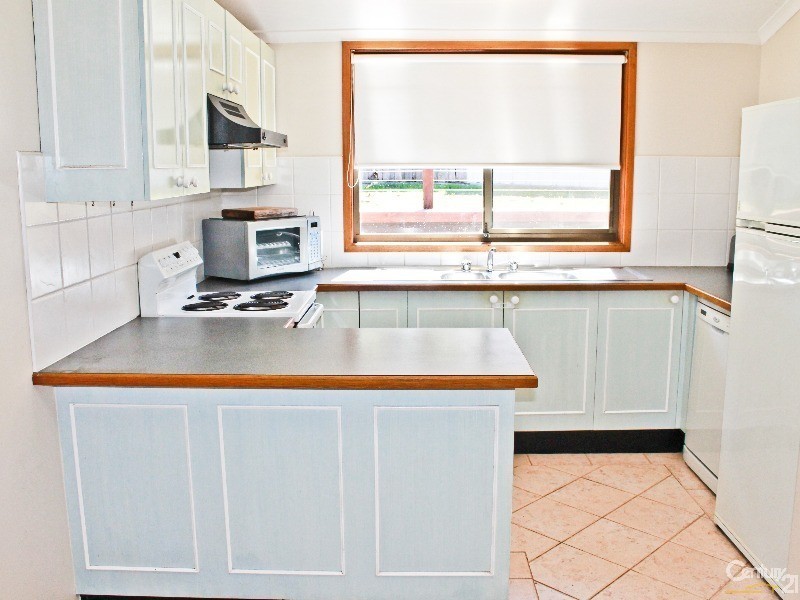 8 Craven Close, Maryland NSW 2287