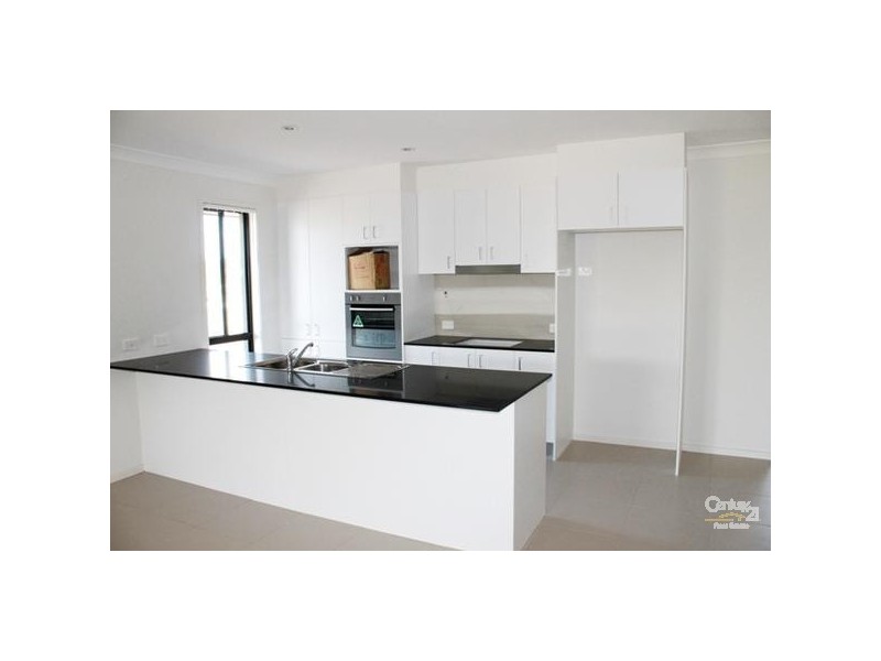 41 Seaside Boulevarde, Fern Bay NSW 2295