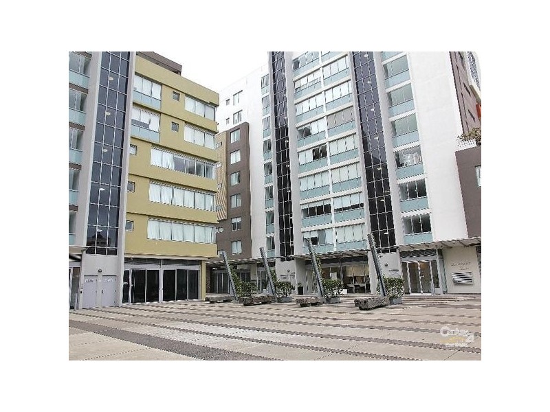 404/4 Honeysuckle Drive, Newcastle NSW 2300