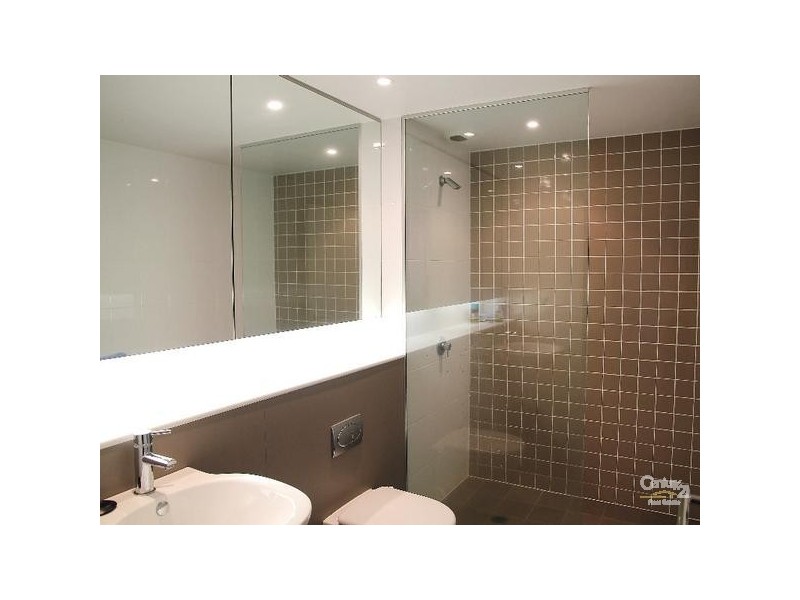 404/4 Honeysuckle Drive, Newcastle NSW 2300