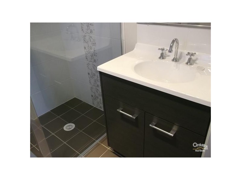 7 Salamon Road, Cameron Park NSW 2285