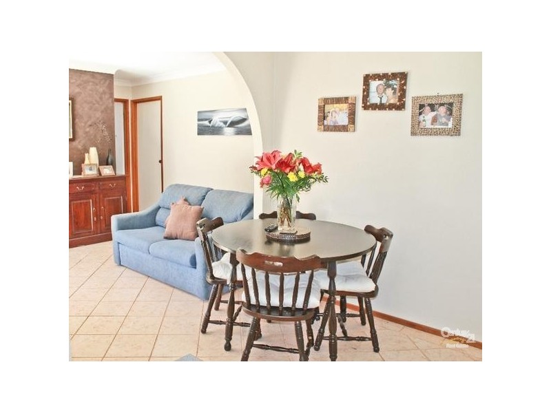 8 Craven Close, Maryland NSW 2287