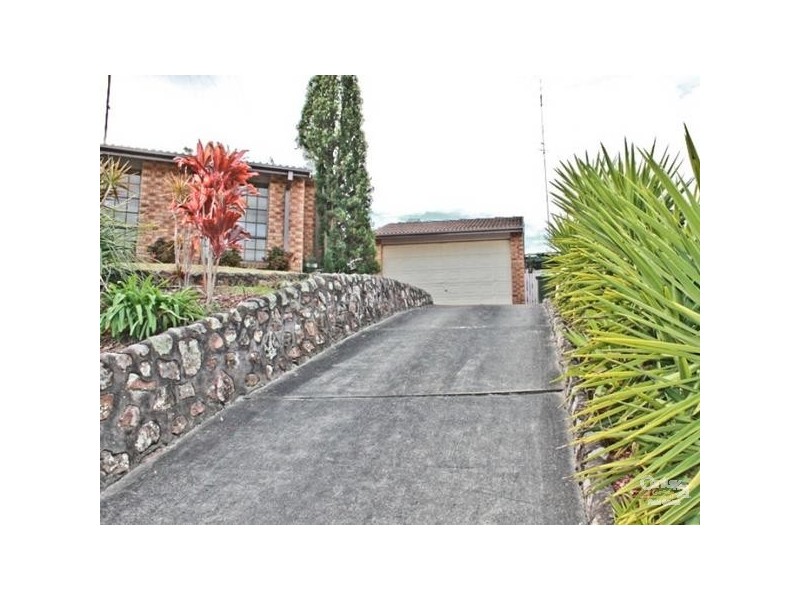 8 Craven Close, Maryland NSW 2287