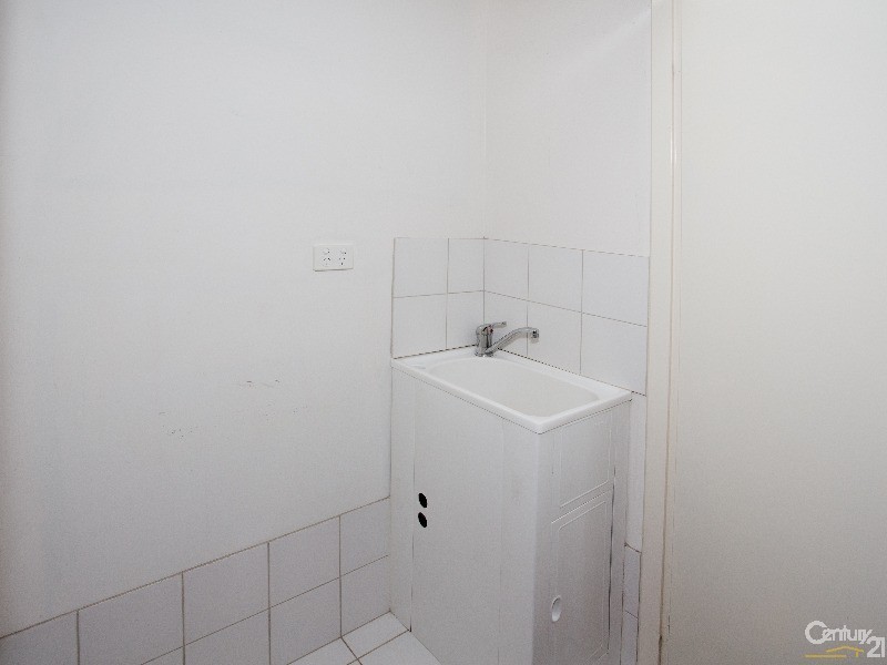 4 Gulliver Street, Hamilton NSW 2303