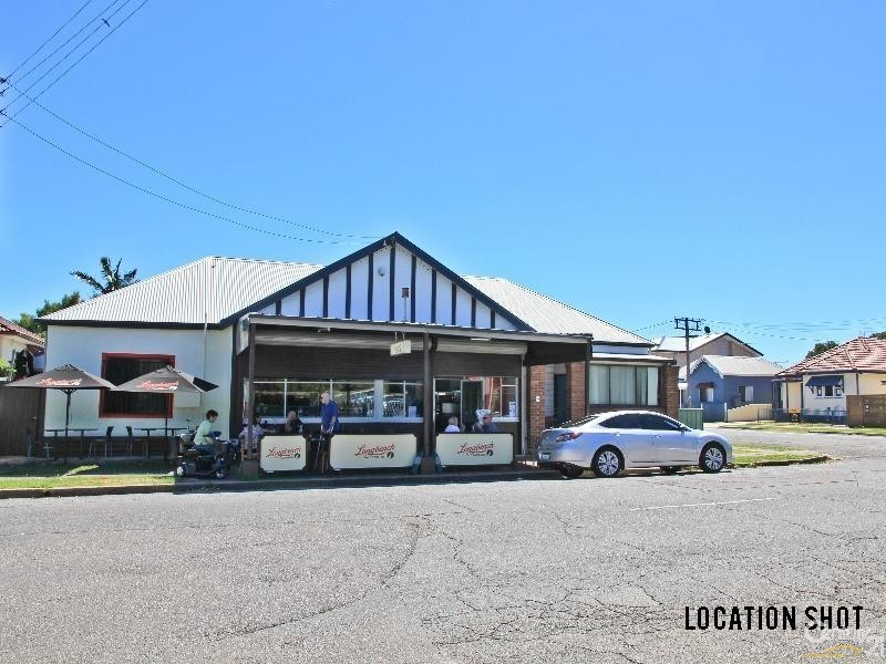 4 Gulliver Street, Hamilton NSW 2303