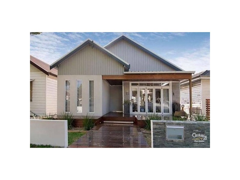 51 Douglas Street, Stockton NSW 2295