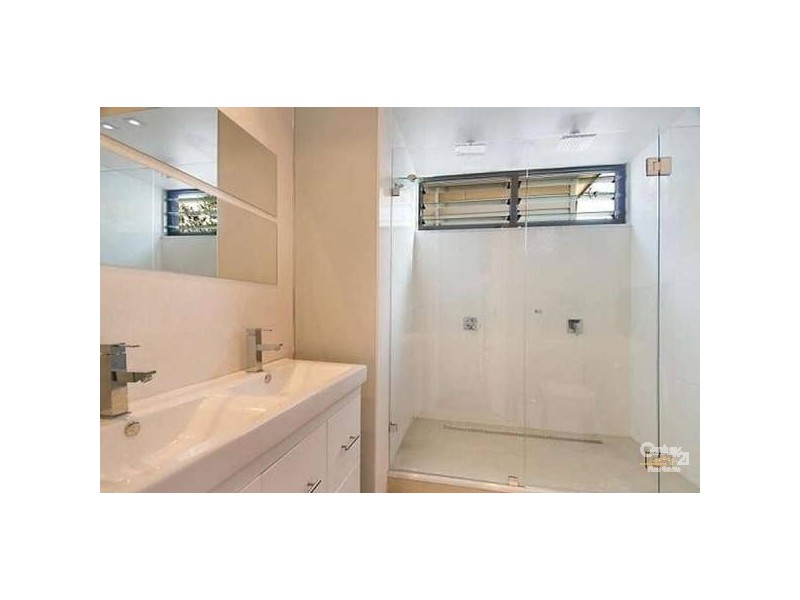 51 Douglas Street, Stockton NSW 2295