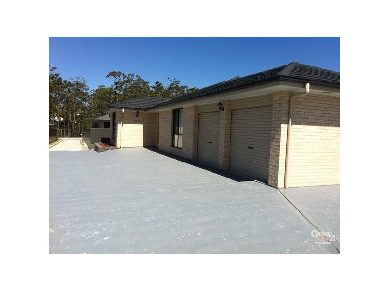 7 Soloman Road, Cameron Park NSW 2285