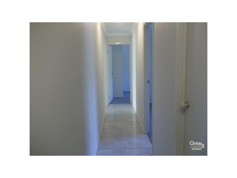 7 Soloman Road, Cameron Park NSW 2285