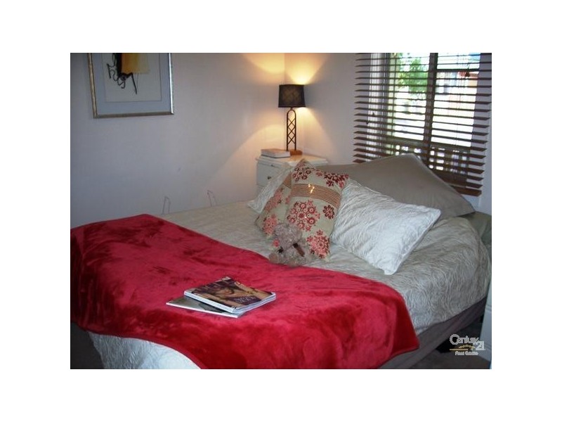 121 Cleary Street, Hamilton NSW 2303