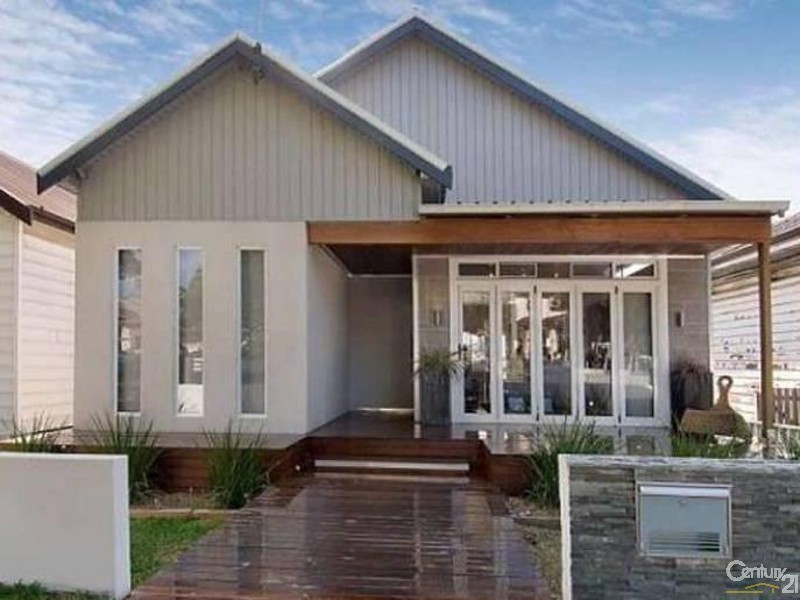 51 Douglas Street, Stockton NSW 2295