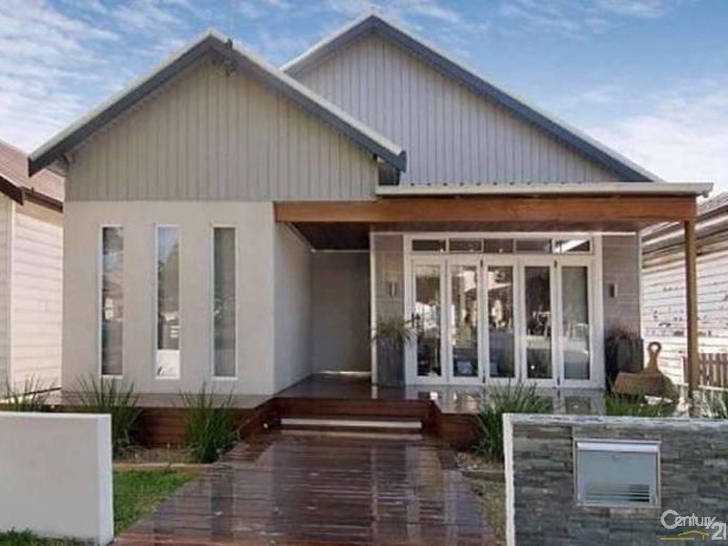 51 Douglas Street, Stockton NSW 2295