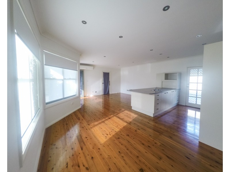118 Crescent Road, Waratah NSW 2298