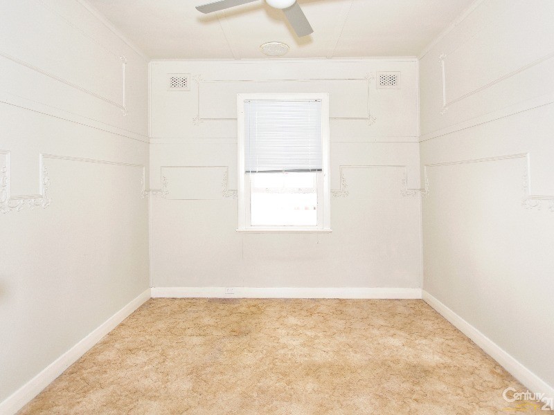 11 Edmund Street, Mayfield NSW 2304