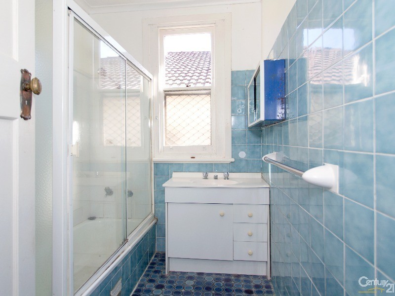 11 Edmund Street, Mayfield NSW 2304