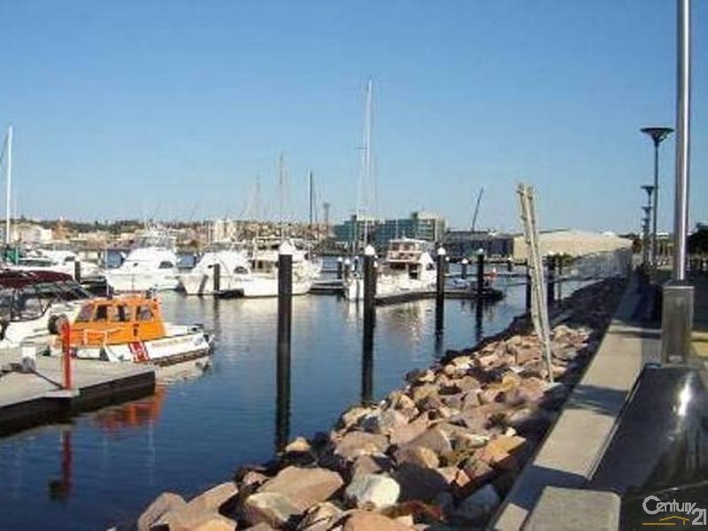 4/74 Hannell Street, Wickham NSW 2293