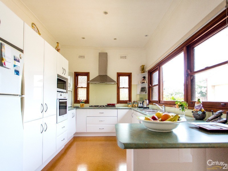 13 Dumaresq Street, Hamilton South NSW 2303