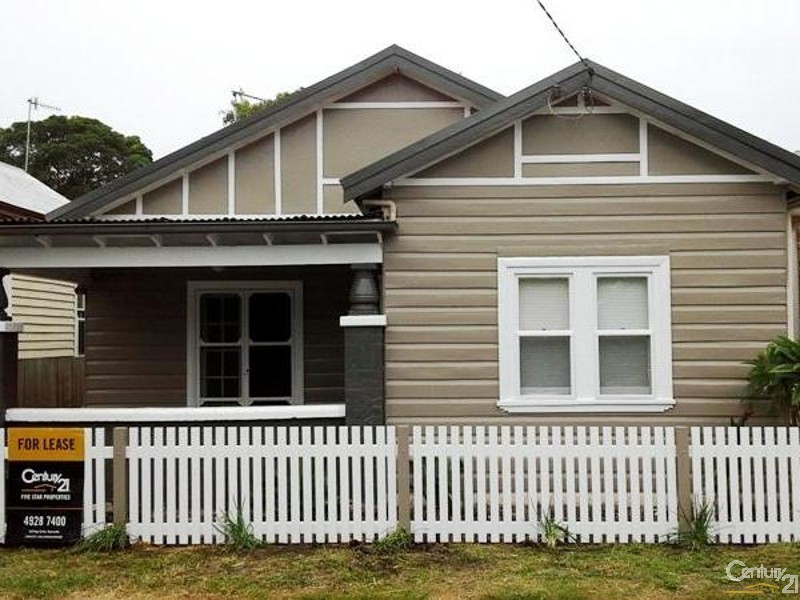 47 Gulliver Street, Hamilton NSW 2303