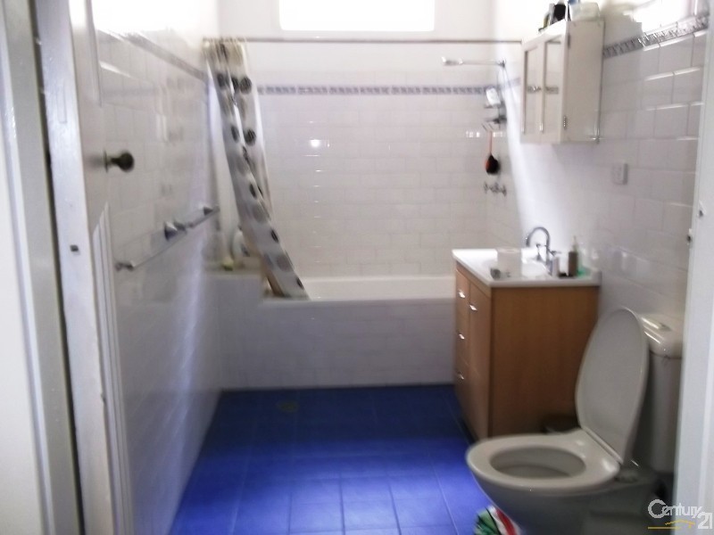 47 Gulliver Street, Hamilton NSW 2303