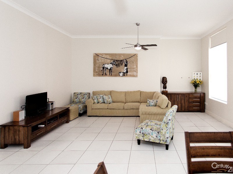 2/16-20 Watt Street, Newcastle NSW 2300