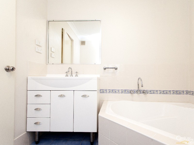 2/16-20 Watt Street, Newcastle NSW 2300