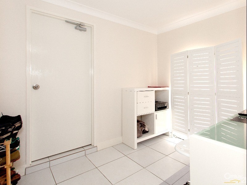 2/16-20 Watt Street, Newcastle NSW 2300