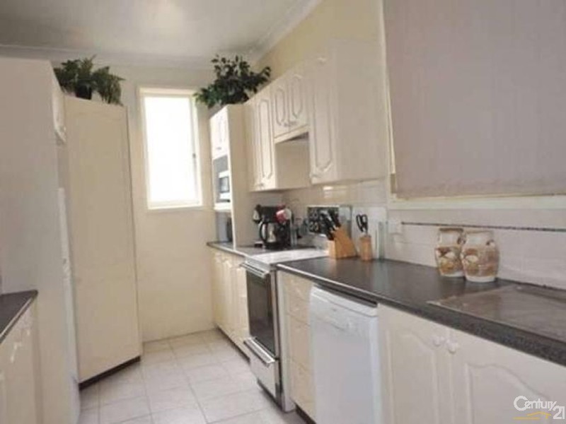 121 Reservoir Road, Glendale NSW 2285