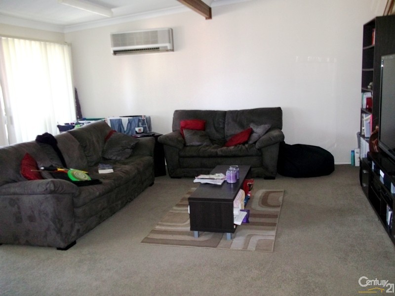 121 Reservoir Road, Glendale NSW 2285