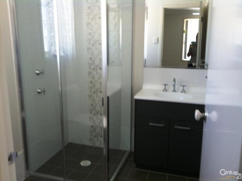 21 Tenyo Street, Cameron Park NSW 2285