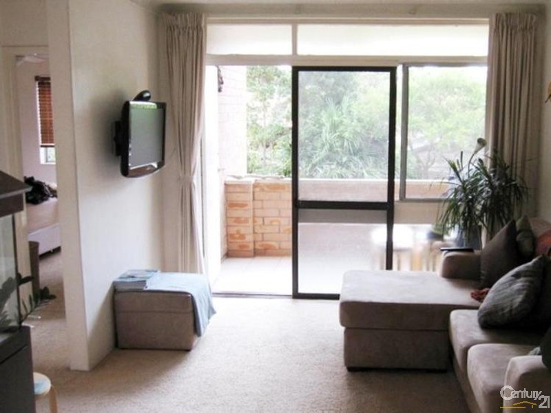 2/5 Dent Street, Merewether NSW 2291